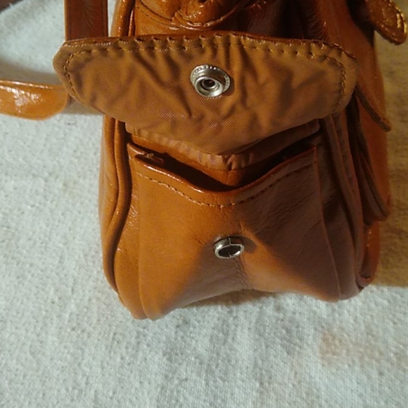 Handbag - Picture 3 of 10